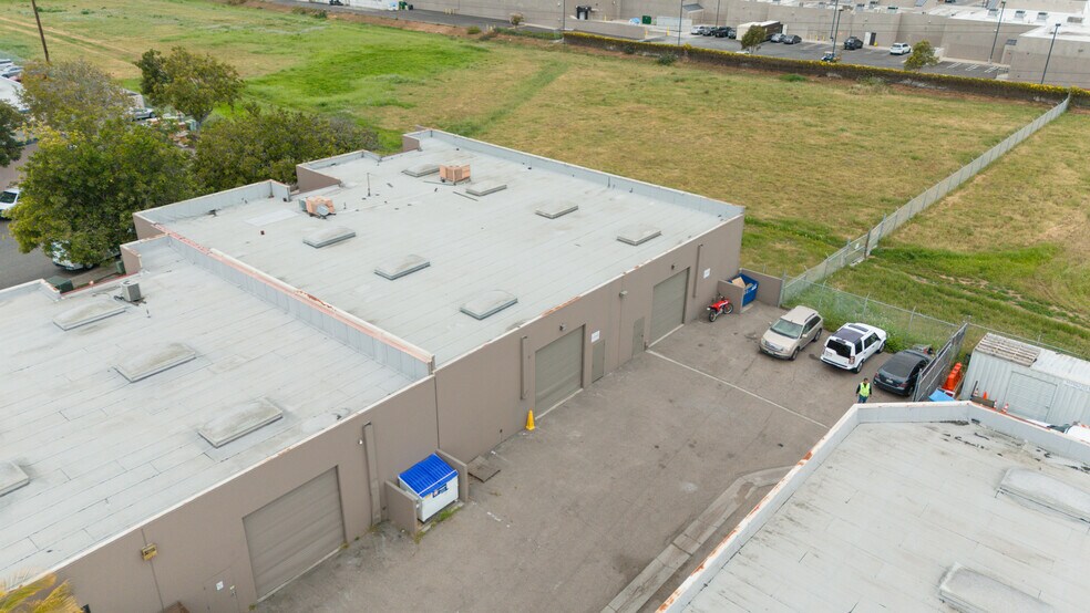 1413 Jayken Way, Chula Vista, CA à vendre - Photo de l’immeuble – Image 2 sur 16