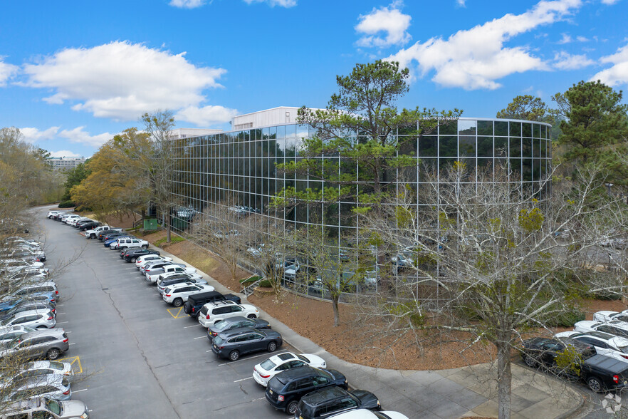 3500 Blue Lake Dr, Birmingham, AL à louer - Photo de l’immeuble – Image 3 sur 10