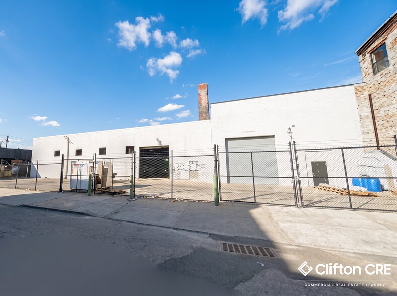 39-62 Warren St, Paterson, NJ à louer - Photo de l’immeuble – Image 1 sur 11