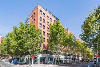 Plus de détails pour Local commercial à louer