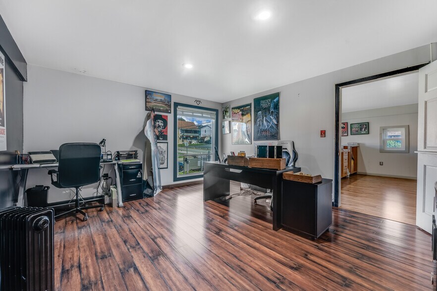 216 Maryland Ave, Nutter Fort, WV à vendre - Photo de l’immeuble – Image 3 sur 12