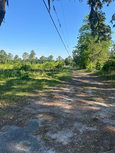 5359 Pickettville Rd, Jacksonville, FL à louer - Photo de l’immeuble – Image 3 sur 3
