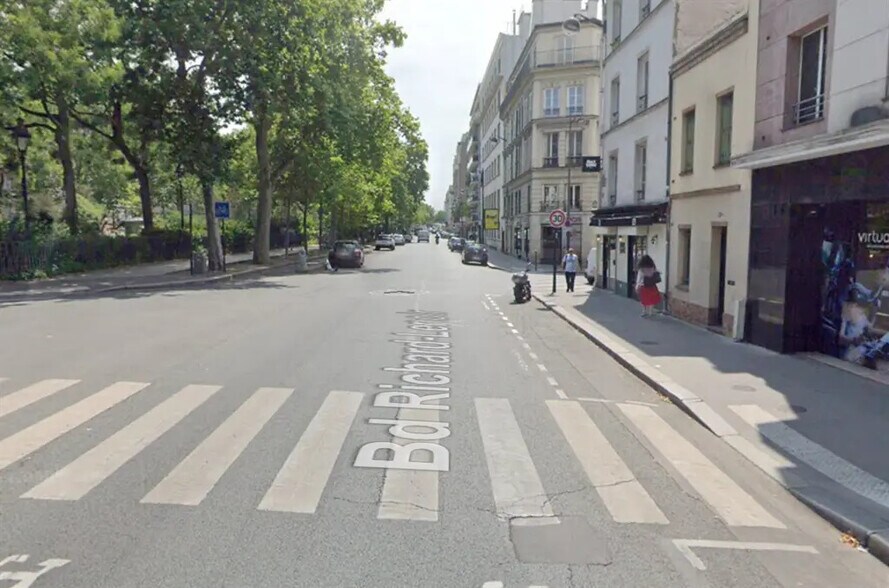 Local commercial dans Paris à louer - Photo de l’immeuble – Image 2 sur 4