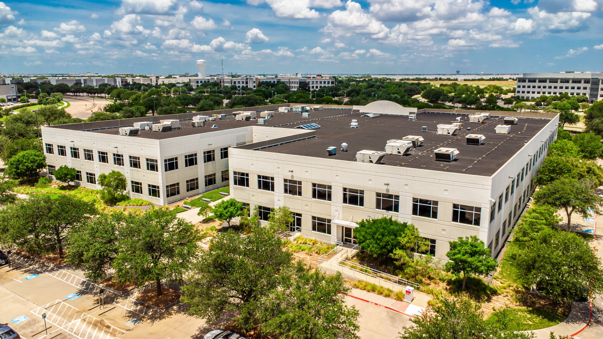 3660 Regent Blvd, Irving, TX à vendre Photo de l’immeuble– Image 1 sur 49