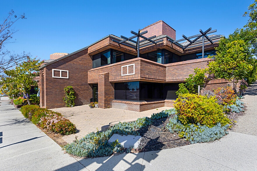 915 Camino del Mar, Del Mar, CA à louer - Photo principale – Image 1 sur 17