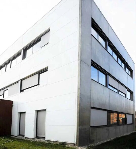 6 Chemin Des Cuers, Dardilly à vendre - Photo de l’immeuble – Image 2 sur 11