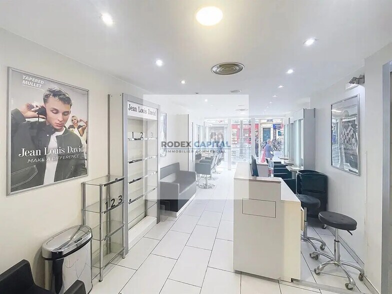 Local commercial dans Paris à louer - Photo de l’immeuble – Image 3 sur 9