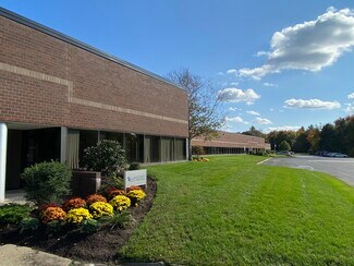 Plus de détails pour 100 Research Dr, Wilmington, MA - Local d'activités à louer