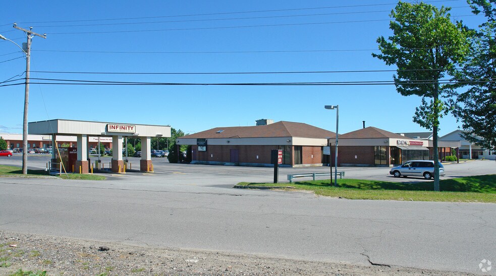 202 Larrabee Rd, Westbrook, ME à vendre - Photo de l’immeuble – Image 2 sur 10