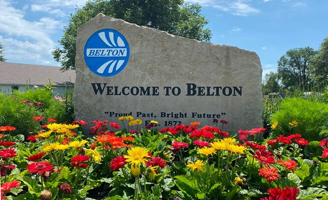 8320 E 163rd St, Belton, MO à vendre - Photo de l’immeuble – Image 2 sur 2
