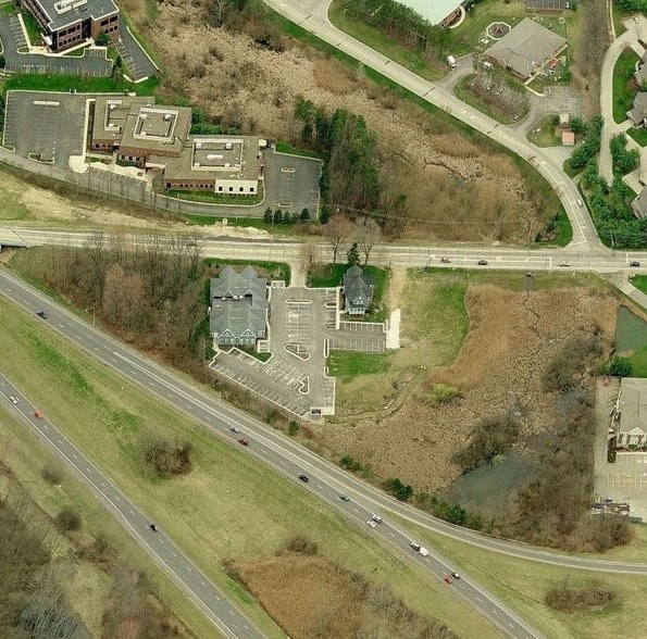 481 N Cleveland Massillon Rd, Akron, OH à vendre - Photo principale – Image 1 sur 10