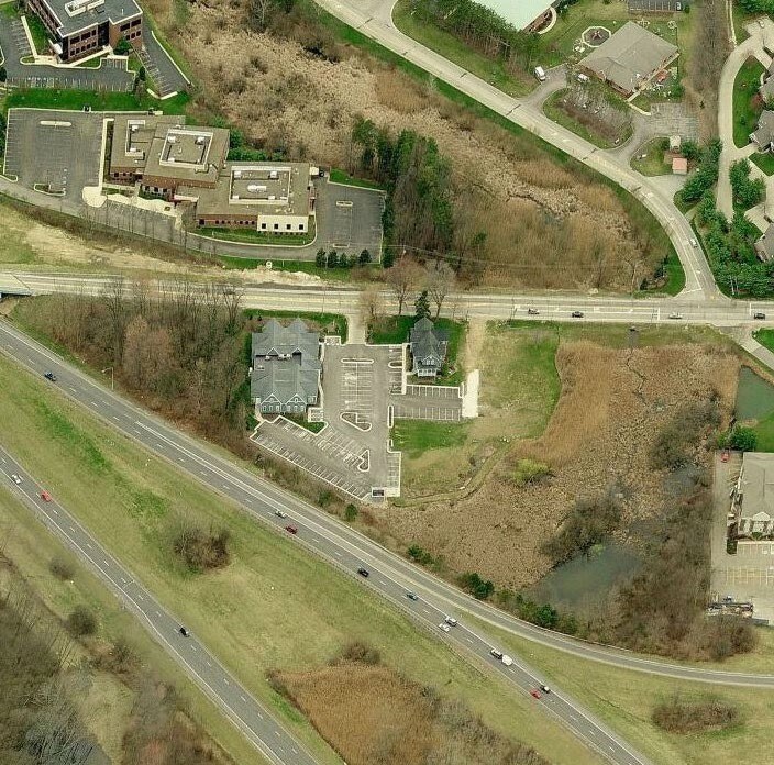 481 N Cleveland Massillon Rd, Akron, OH à vendre Photo principale– Image 1 sur 11
