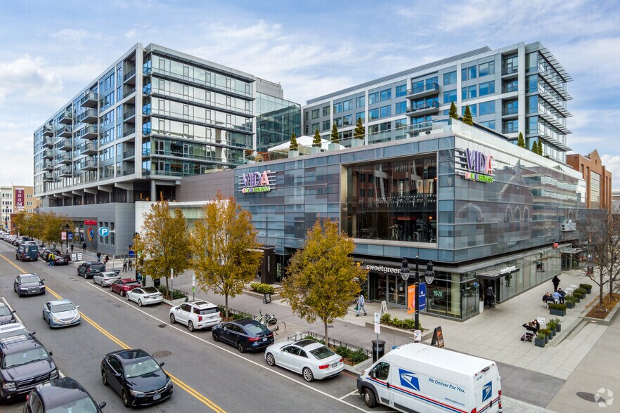 1212 4th St Se, Washington, DC à louer - Photo de l’immeuble – Image 1 sur 7