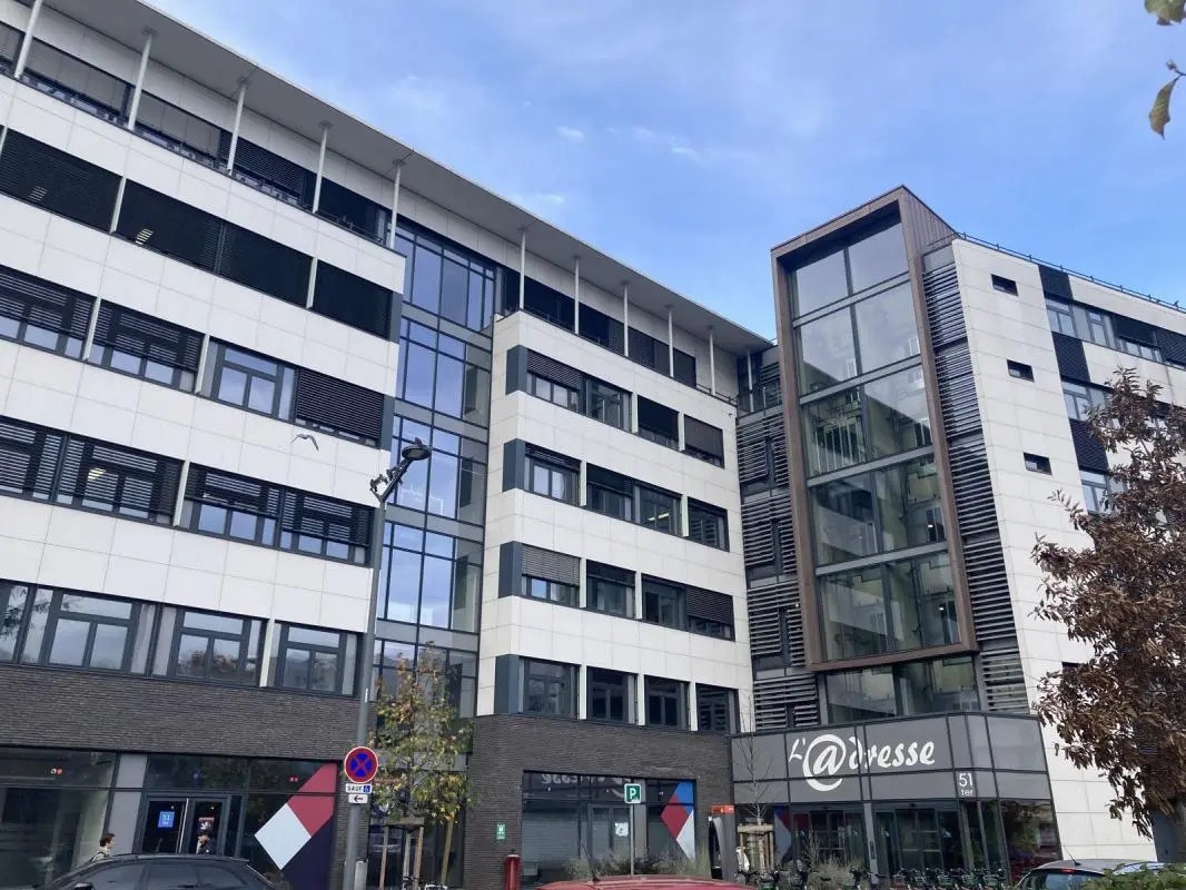 51 Ter Rue De Saint-Cyr, Lyon à louer Photo de l’immeuble– Image 1 sur 10