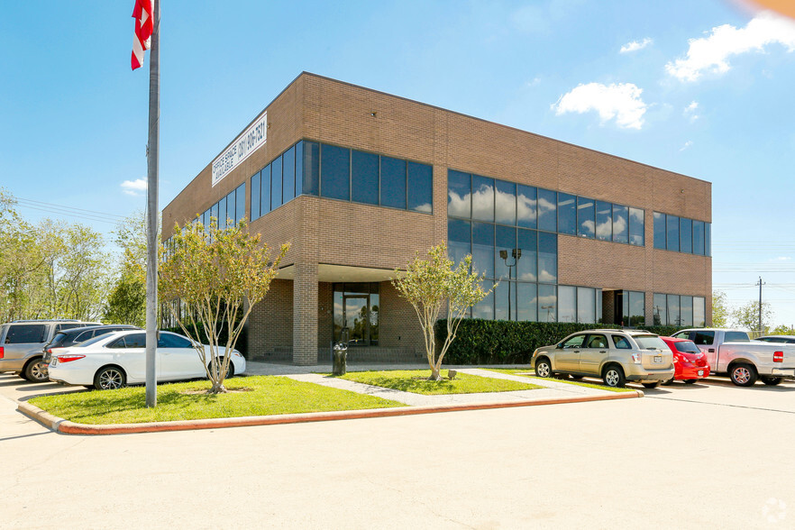 13850 Gulf Fwy, Houston, TX à louer - Photo de l’immeuble – Image 1 sur 22