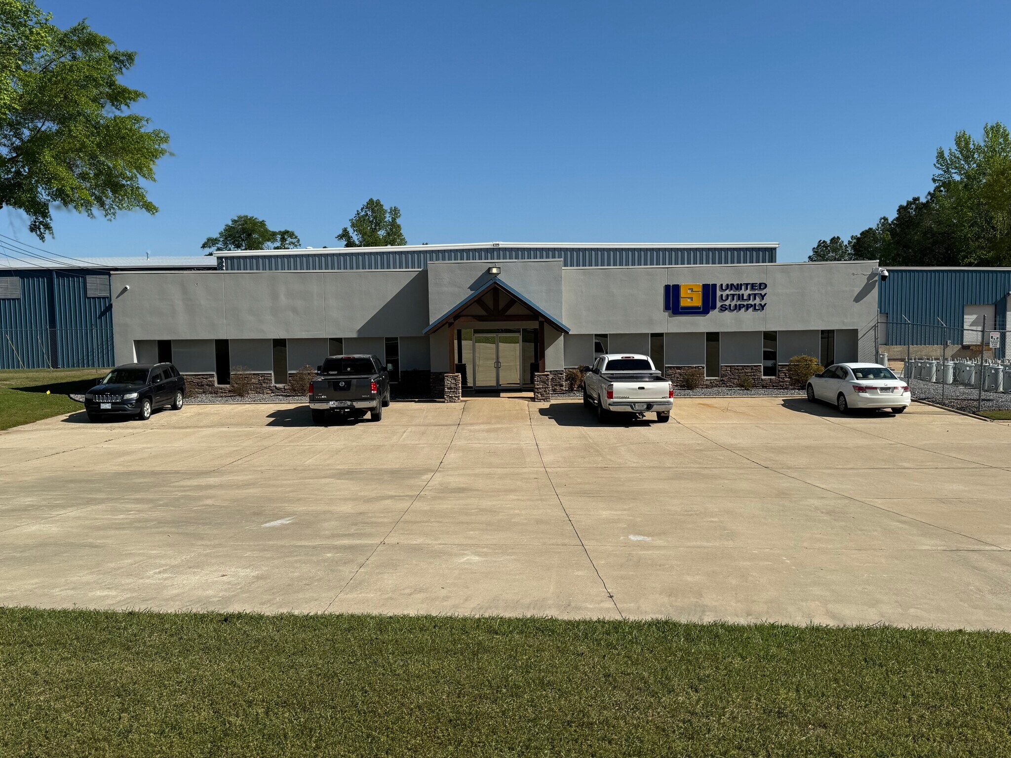 100 Jeanette Barrett Industrial Blvd, Wetumpka, AL à louer Photo de l’immeuble– Image 1 sur 13