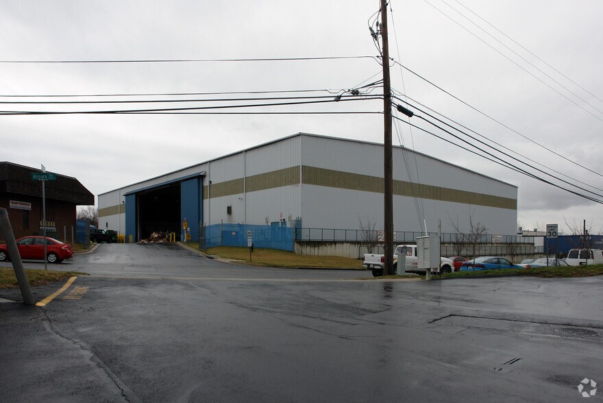 7750 Airpark Rd, Gaithersburg, MD à louer - Photo principale – Image 1 sur 13