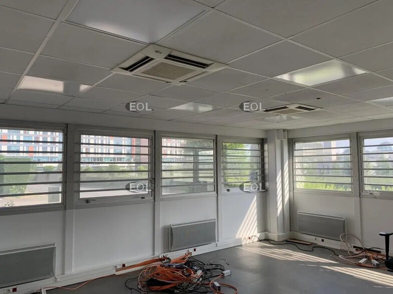 Industriel/Logistique dans Massy à louer - Photo intérieure – Image 2 sur 3