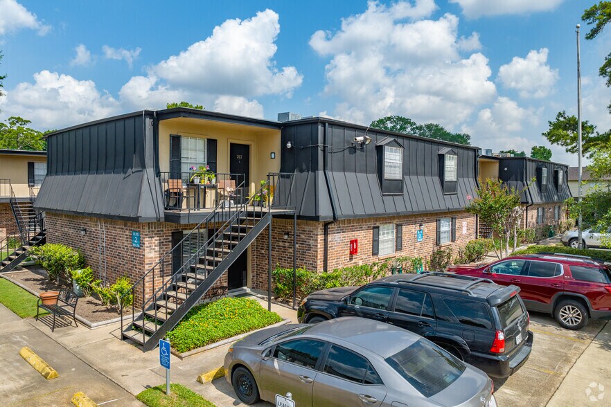 1541 Moritz Dr, Houston, TX à vendre - Photo principale – Image 1 sur 20