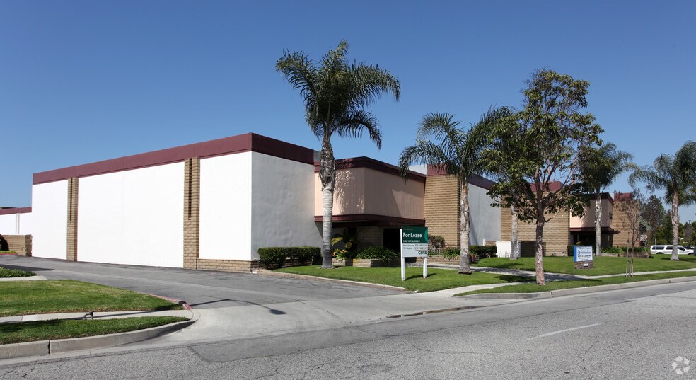 3630-3640 Skypark Dr, Torrance, CA à louer - Photo principale – Image 1 sur 4