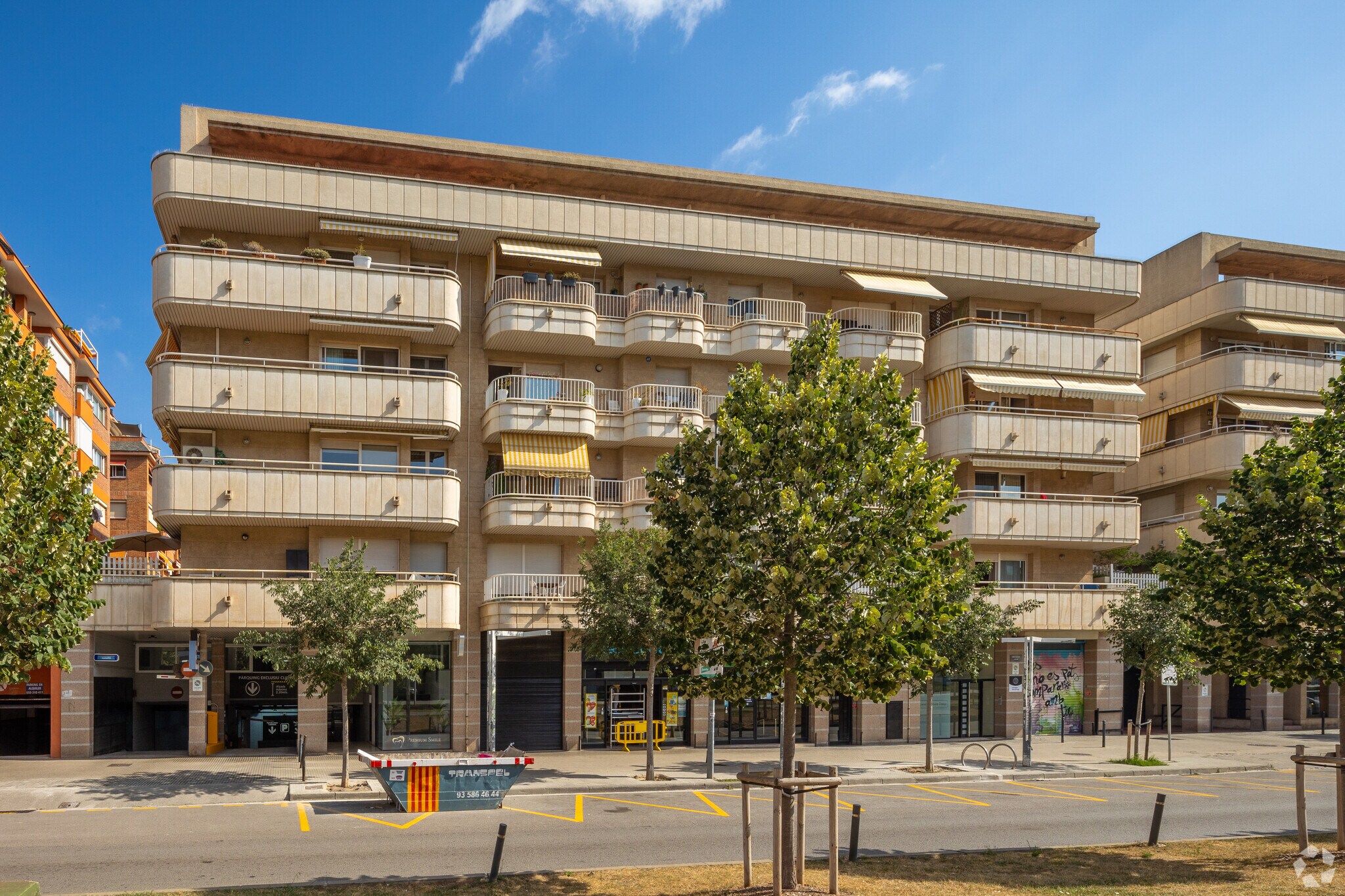 Bureau dans Sant Cugat del Vallès, Barcelona à louer Photo de l’immeuble– Image 1 sur 3
