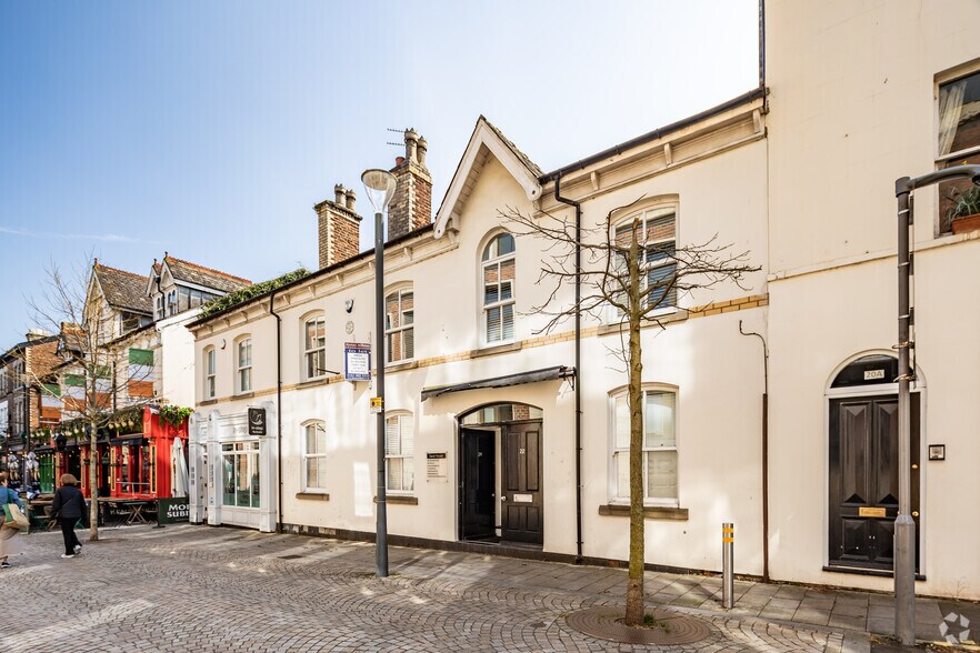 Greenwood St, Altrincham à louer - Photo de l’immeuble – Image 2 sur 2