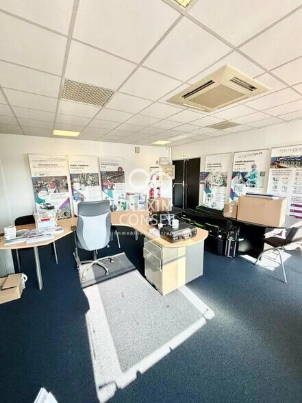 Bureau dans Gennevilliers à louer - Photo de l’immeuble – Image 3 sur 13