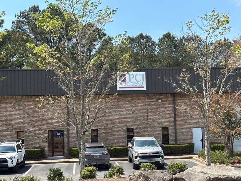 140 Etowah Trce, Fayetteville, GA à louer - Photo de l’immeuble – Image 2 sur 2