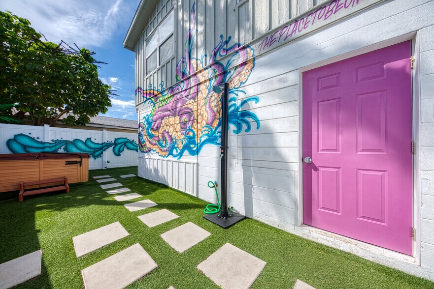 5228 Calle Menorca, Siesta Key, FL à vendre - Photo de l’immeuble – Image 3 sur 64