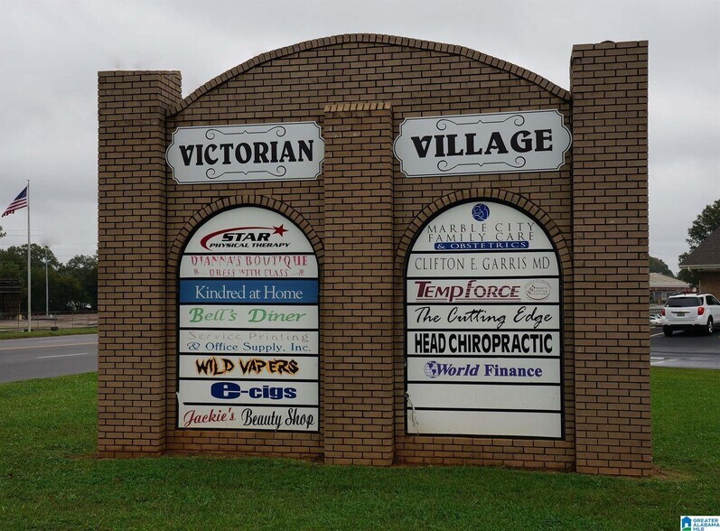 1029-1039 W Fort Williams St, Sylacauga, AL à louer - Photo de l’immeuble – Image 2 sur 3