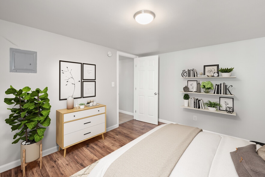305 Ripley Ave, Richmond, CA à vendre - Photo de l’immeuble – Image 2 sur 8