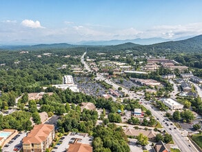 2 Walden Ridge Dr, Asheville, NC - VUE AÉRIENNE  vue de carte - Image1