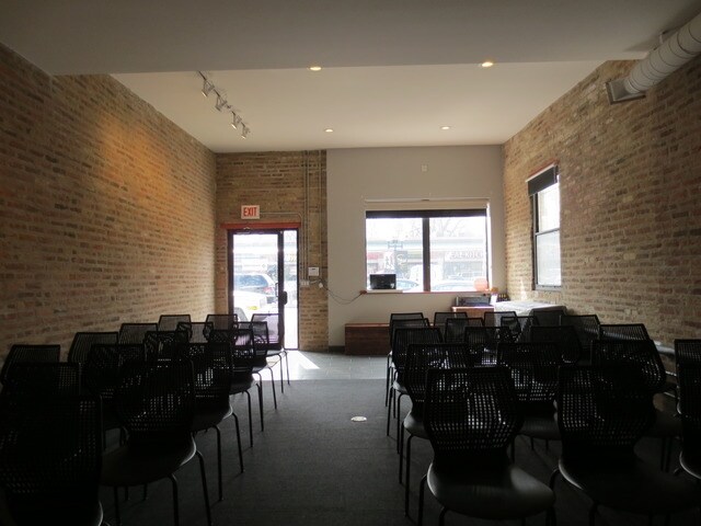 1434 W Montrose Ave, Chicago, IL à vendre - Photo intérieure – Image 3 sur 46