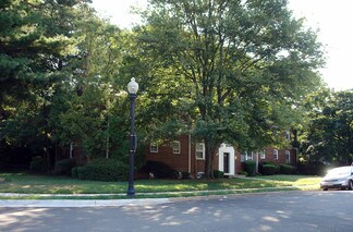 Plus de détails pour 1217 N Kensington St, Arlington, VA - Logement à vendre