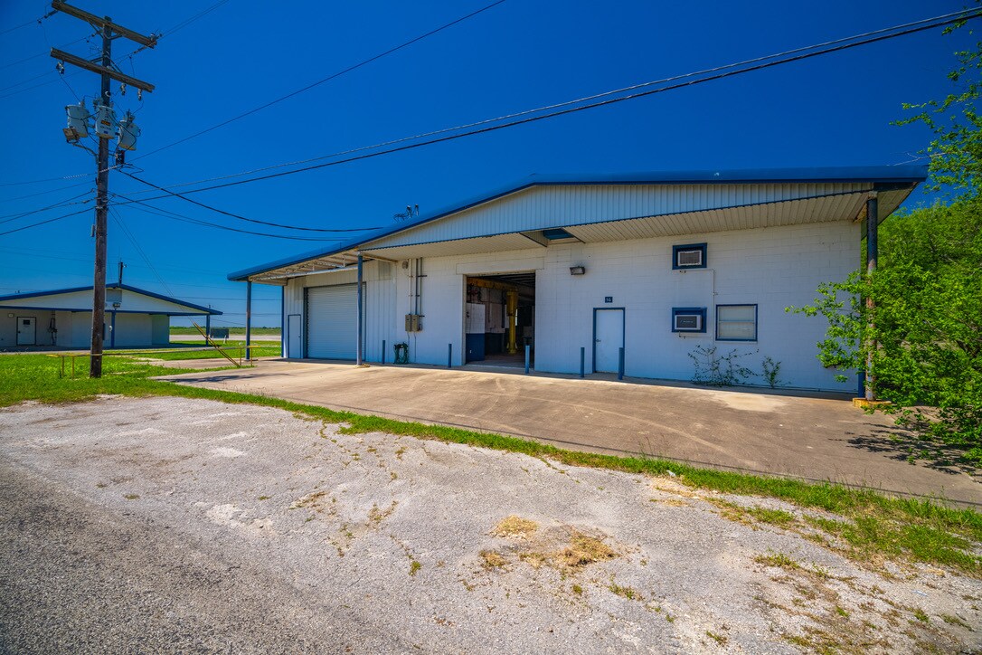 464 & 56 Fisher Rd, Port Lavaca, TX à vendre Photo principale– Image 1 sur 28