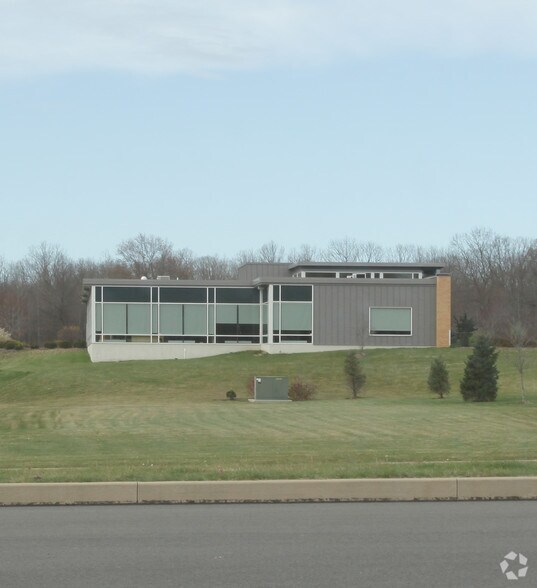 10 Fox Run Rd, Drums, PA à louer - Photo de l’immeuble – Image 3 sur 18