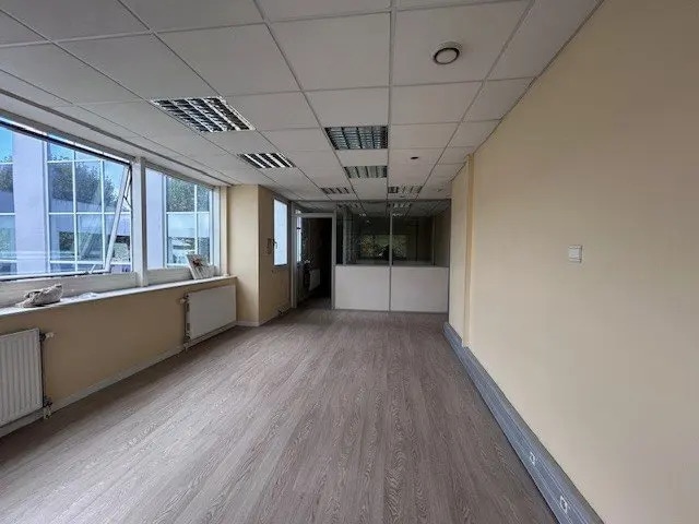 Bureau dans Chalon-sur-Saône à vendre - Photo intérieure – Image 2 sur 6