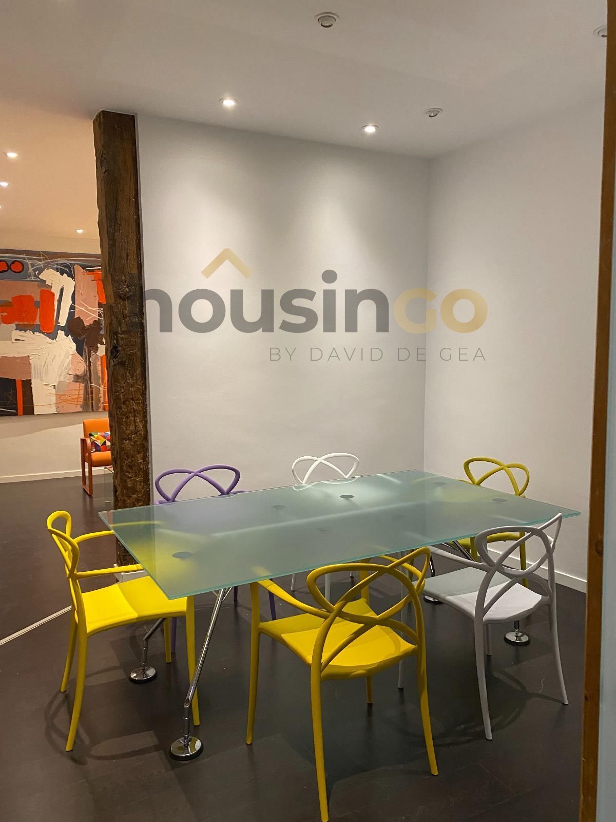 Immeuble residentiel dans Madrid, Madrid à vendre Photo intérieure– Image 1 sur 4
