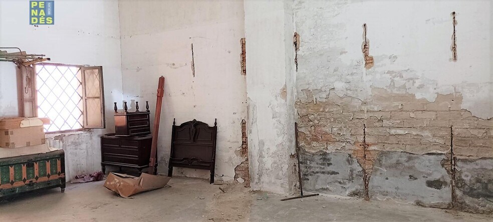 Local commercial dans València à louer - Photo de l’immeuble – Image 2 sur 4