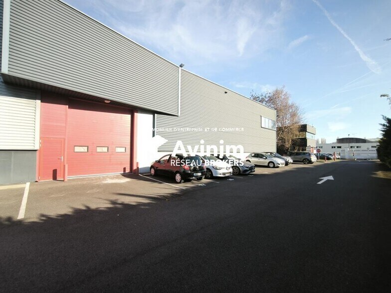 Industriel/Logistique dans Tigery à louer - Photo de l’immeuble – Image 2 sur 7