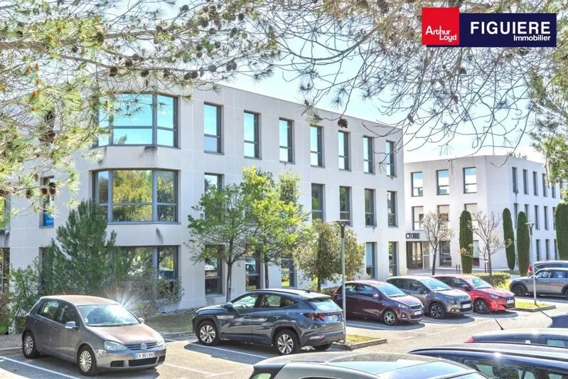 970 Rue René Descartes, Aix-en-Provence à louer Photo de l’immeuble– Image 1 sur 8