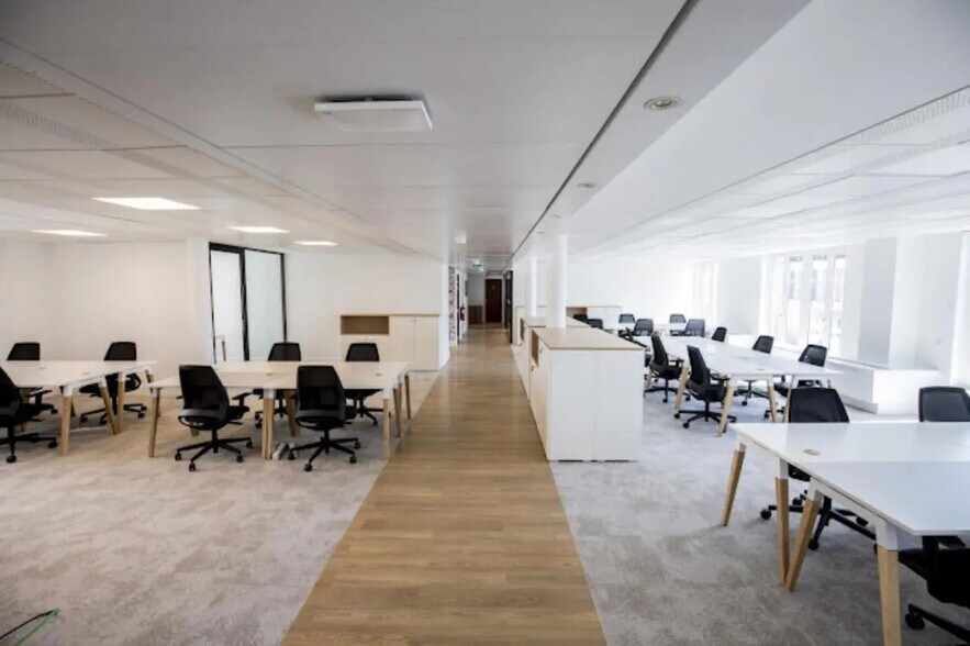 Bureau dans Paris à louer - Photo de l’immeuble – Image 1 sur 7