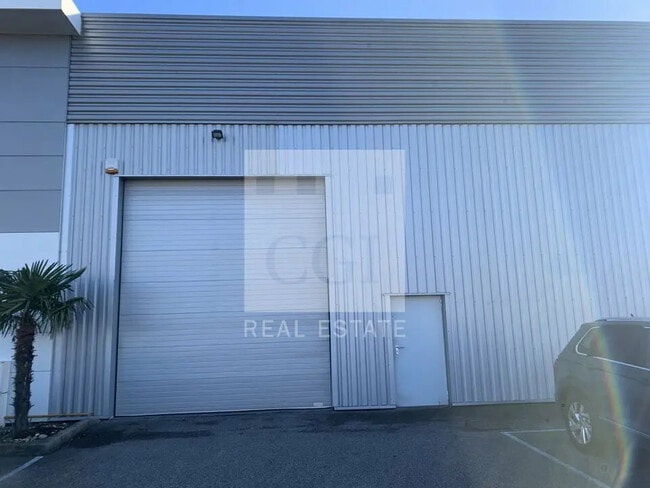 Plus de détails pour Bureau, Local d'activités à louer