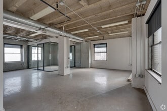 448 S Hill St, Los Angeles, CA à louer Photo intérieure– Image 2 sur 8