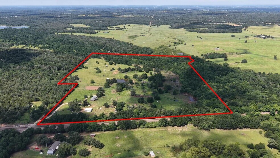 632 County Road 340A, Milano, TX à vendre - Photo de l’immeuble – Image 1 sur 47