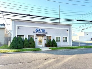 Plus de détails pour 146 E 2nd St, Mineola, NY - Industriel/Logistique à vendre