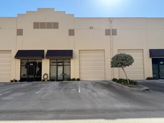 Plus de détails pour 7602-7664 SW Jack James Dr, Stuart, FL - Industriel/Logistique à vendre