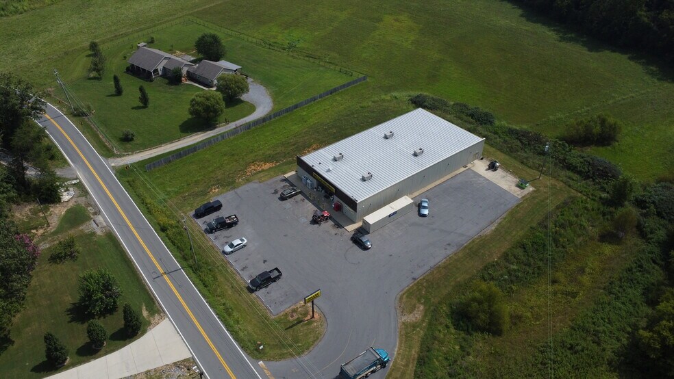 2318 Highway 160, Newport, TN à vendre - Photo de l’immeuble – Image 2 sur 7