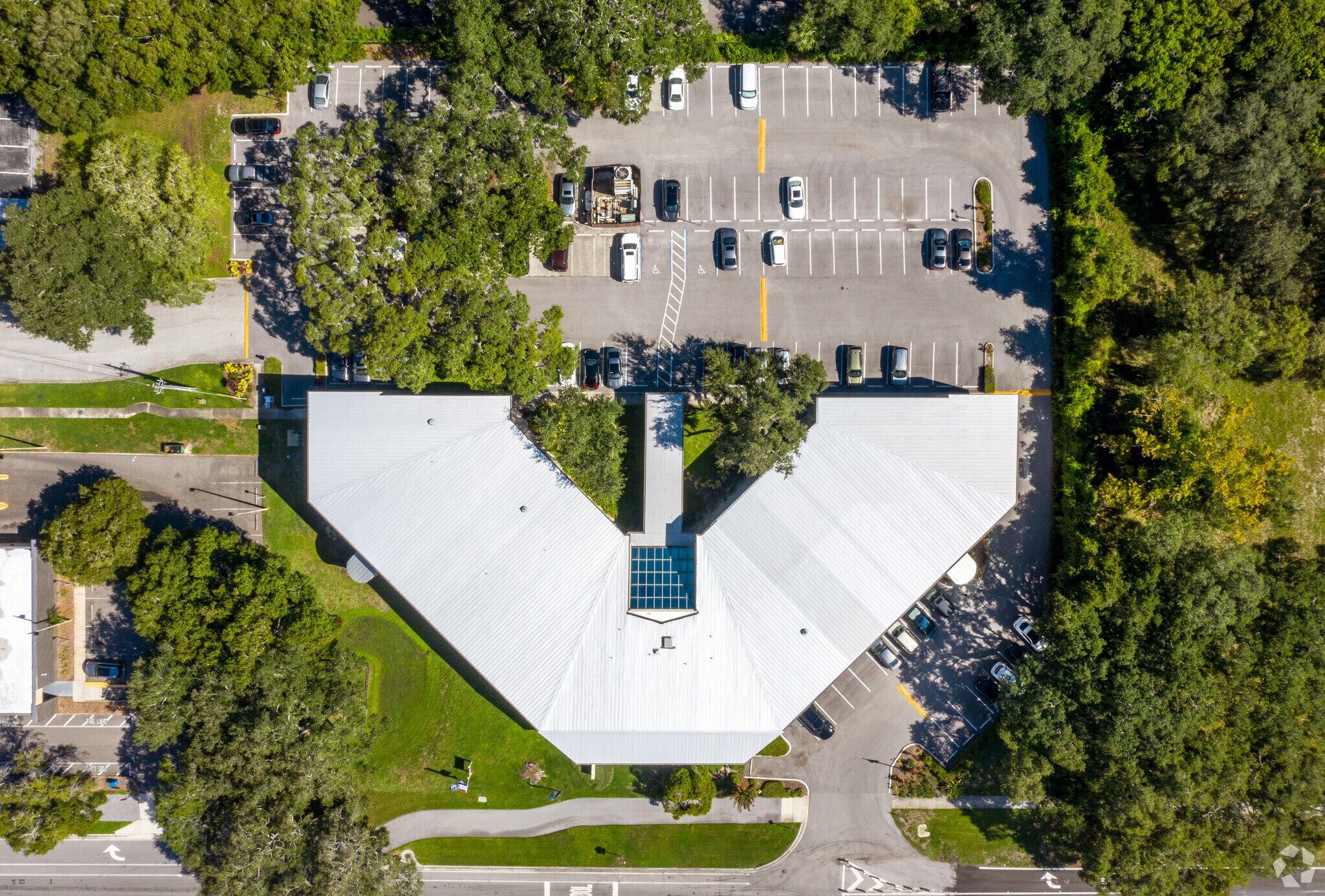 2240 Belleair Rd, Clearwater, FL à louer Photo principale– Image 1 sur 8