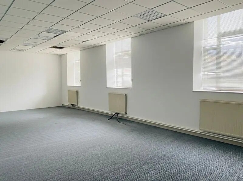 Bureau dans Saint-Étienne à vendre Photo intérieure– Image 1 sur 7